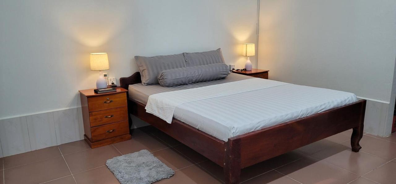 The Purple House Apartment เสียมราฐ ภายนอก รูปภาพ